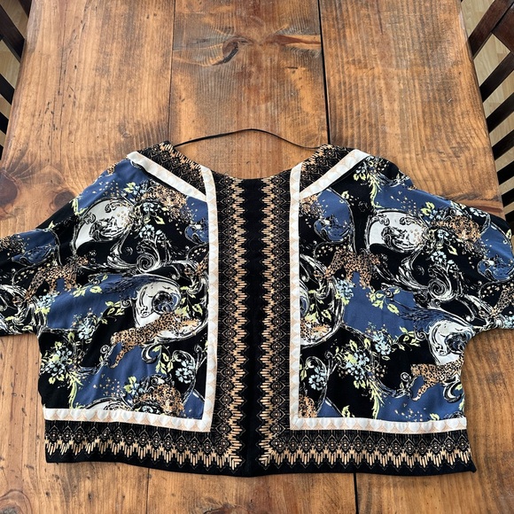 Free People Catch Me If You Can Blouse Size M - Picture 8 of 10